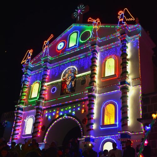 Decoraciones navideñas San Pedro La Laguna