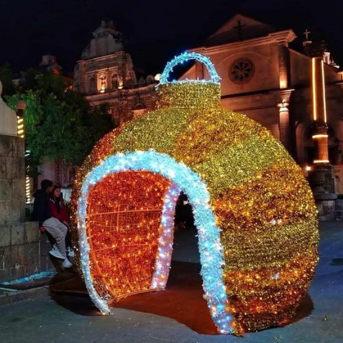 Decoraciones navideñas en Xela