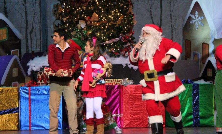 El Show navideño 2024 «Recuerda la Magia» en Teatro Lux