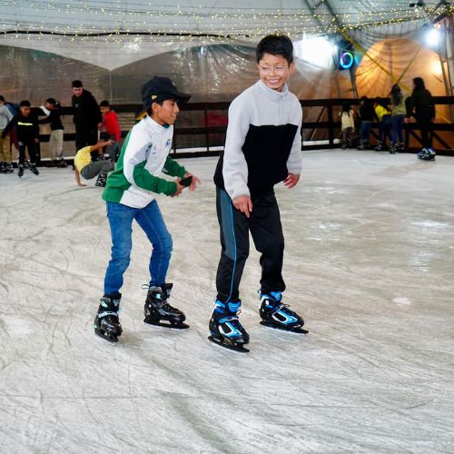 La Pista de hielo en Mixco 2024