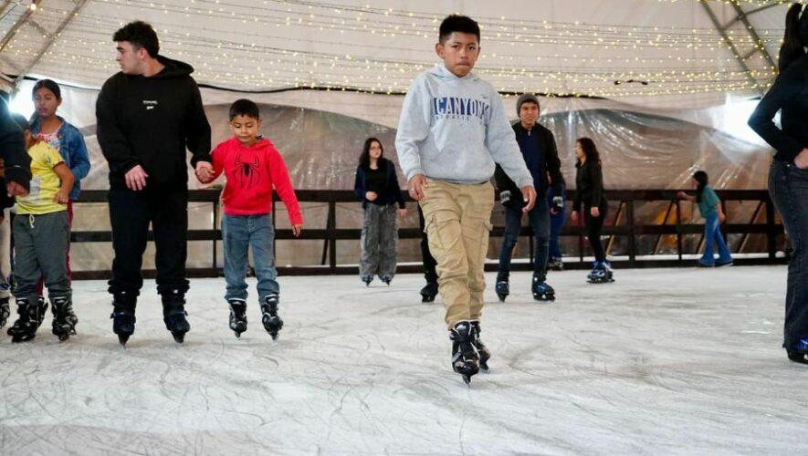 Pista de hielo en Mixco 2024