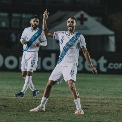 Rodrigo Saravia con la Selección Nacional