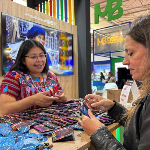 Un Mercadito navideño 2024 en INGUAT