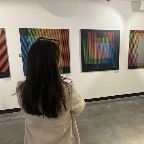 Una Exposición «RGB Los colores del siglo» en Guatemala