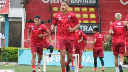 Entrenamiento Malacateco