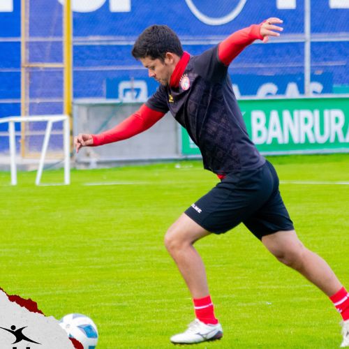 Héctor Moreira entrenamiento con Xelajú MC