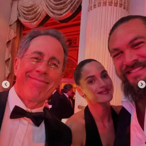 Fotos de Adria Arjona y Jason Momoa especial SNL