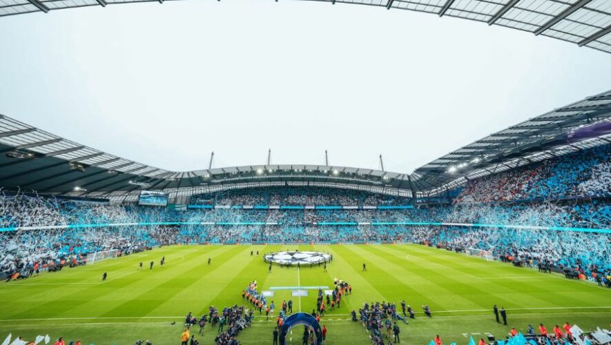 El Etihad Stadium en partido de Champions