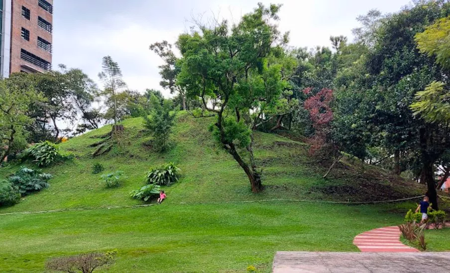 Parque Mirador 1, espacio al aire libre en la Calzada Roosevelt