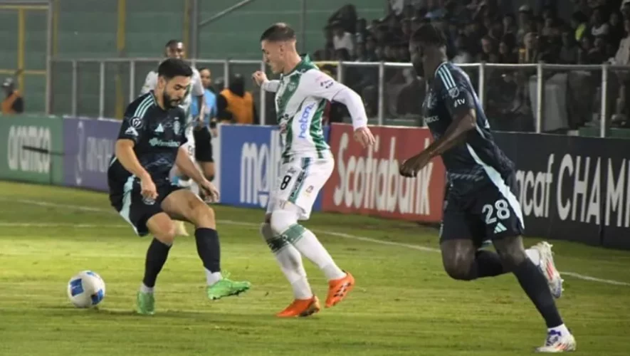 Jugada entre Antigua GFC y Seattle