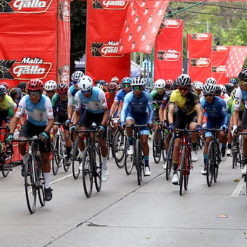 Pelotón de ciclistas