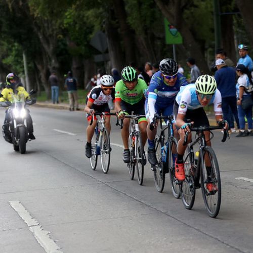 Pelotón en competencia
