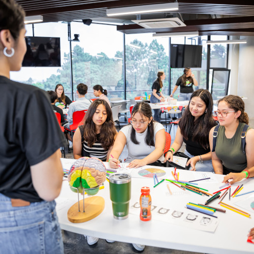 Universidad del Valle de Guatemala da la bienvenida a futuros estudiantes en «Experiencia UVG»