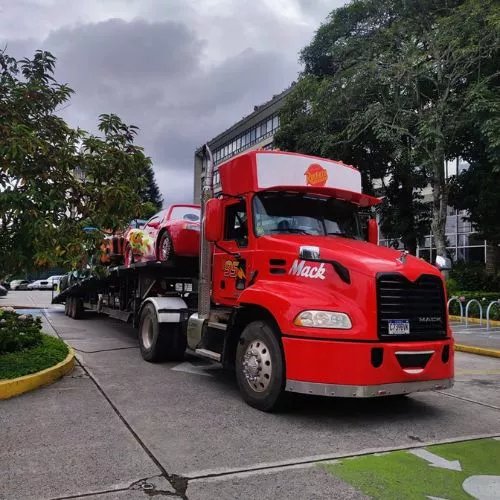 La Exhibición Los Juguetes del Parqueo en Guatemala 2025
