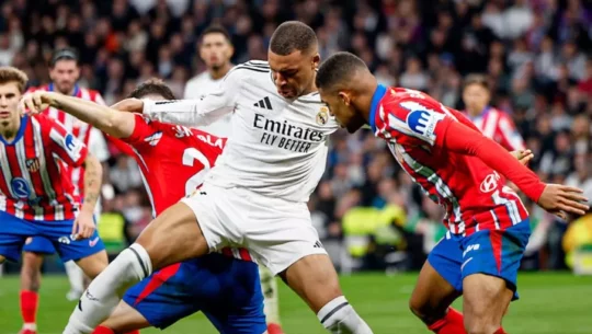 Kylian Mbappé contra el Atlético