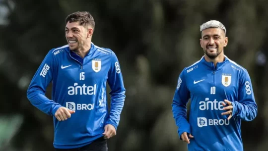 Fede Valverde con Uruguay