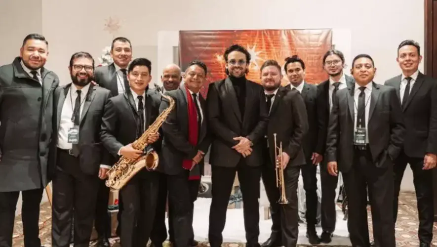 Carlos Pe&ntilde;a en concierto 2025 en Guatemala