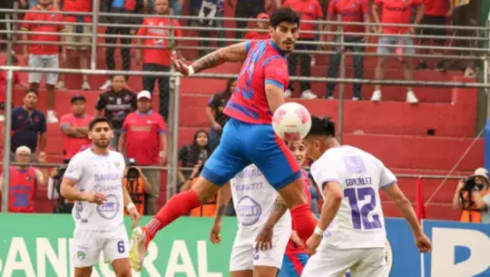 Acción Clásico 332