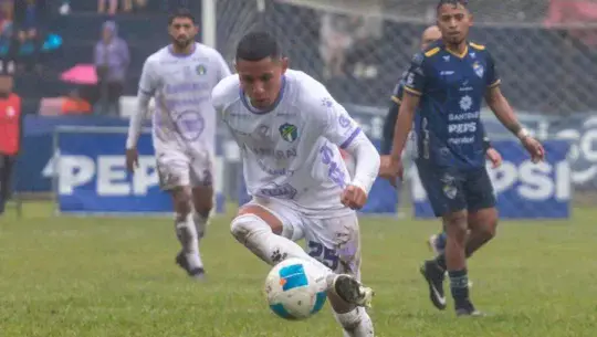 Cobán Imperial vs Comunicaciones