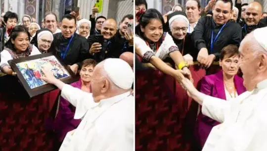 Evelyn Moran artista guatemalteca entregó pintura al Papa Francisco