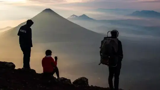 Guatemala tiene dos de los volcanes más visitados de América