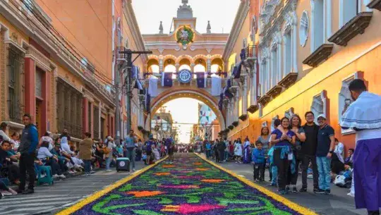 Lugares para ver alfombras en el Centro Histórico de Guatemala