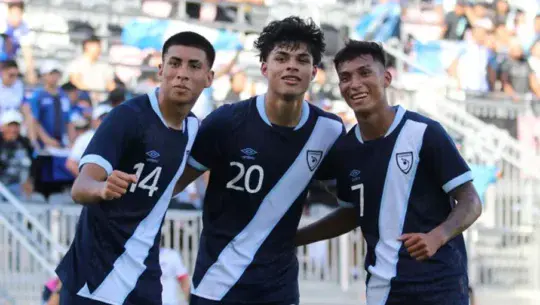 Celebración Selección Nacional con Olger Escobar