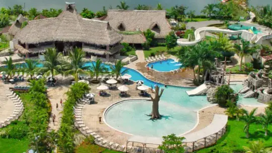 Amatique Bay Hotel