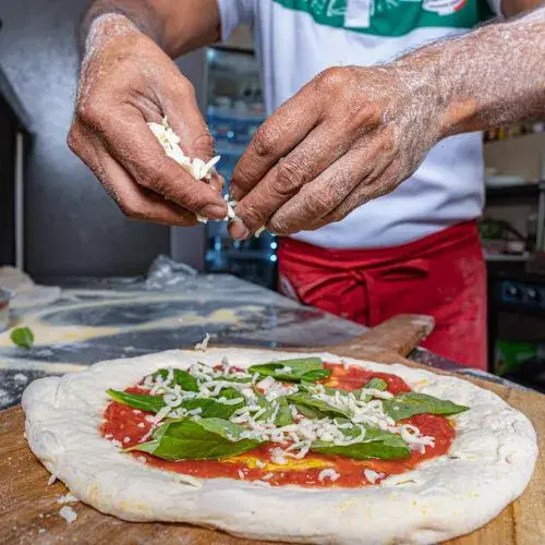 La Familia Pizzería y Panadería restaurante