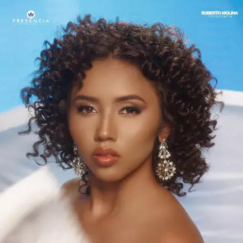 Sharon Esther de Fatima Álvarez, candidata Miss Universe 2025