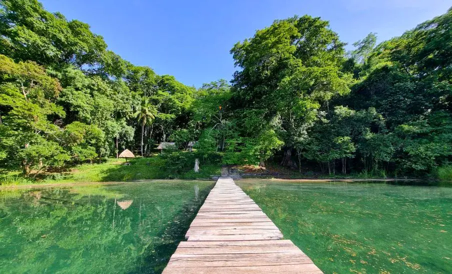 Parque Nacional El Rosario, destino con senderos y aguas cristalinas en Petén