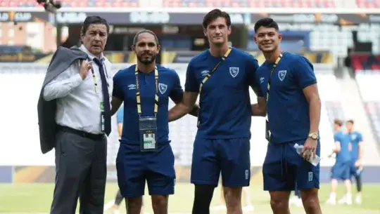 Alineaciones Guatemala vs Estados Unidos (1)