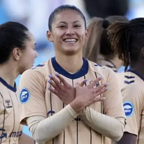Andrea Álvarez ficha con el sevilla femenil (1)