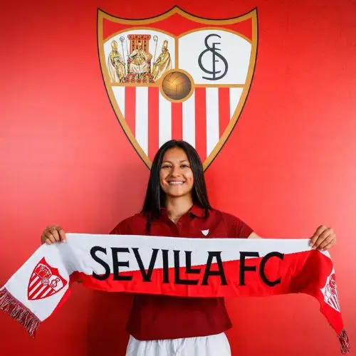 Andrea Álvarez ficha con el sevilla femenil