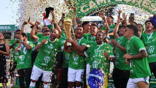 Antigua Vigente Campeón