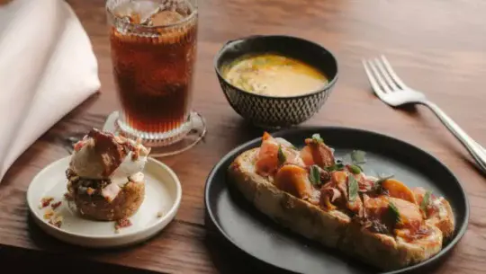 Duplo Coffee & Cocktails, una cafetería que sirve brunch durante todo el día