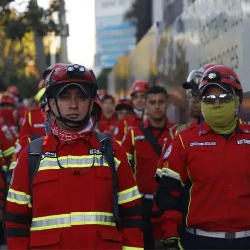 Un Desfile de Bomberos Municipales en Guatemala 2025