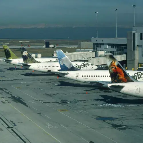 vuelo directo de Guatemala a Houston frontier