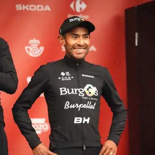 Equipo Burgos con Sergio Chumil 2025