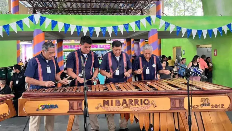 Feria de Independencia 2025 en Parques del Irtra