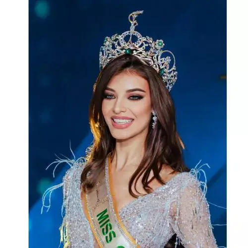 Guatemalteca Ana-Sofía Lendl llegó a Tailandia para Miss Grand International 2025