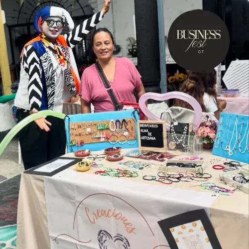 Un Festival de Emprendimiento en Zoológico La Aurora 2025
