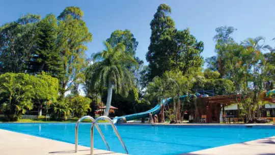 club la aurora