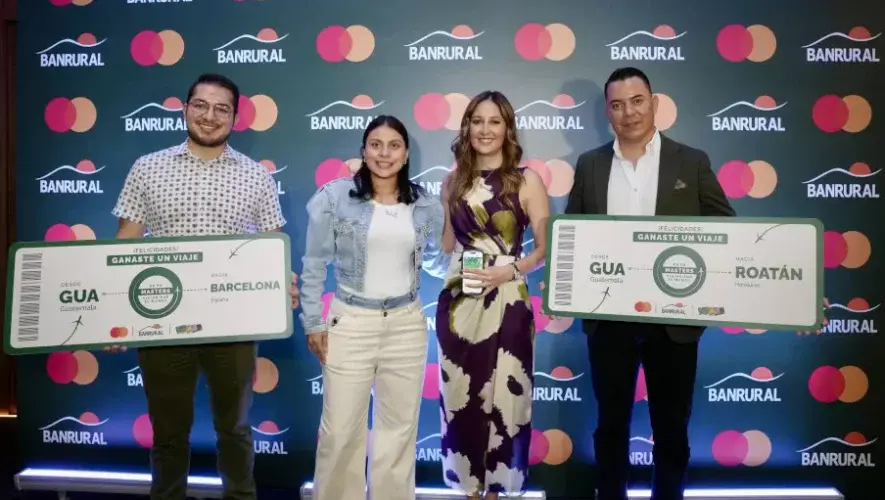 Banrural y Mastercard premiaron con experiencias Priceless a los ganadores de la promoción «Es de Masters»