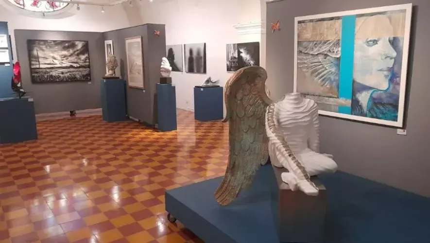 Exposici&oacute;n Momentos en Iglesia Santo Domingo 2025