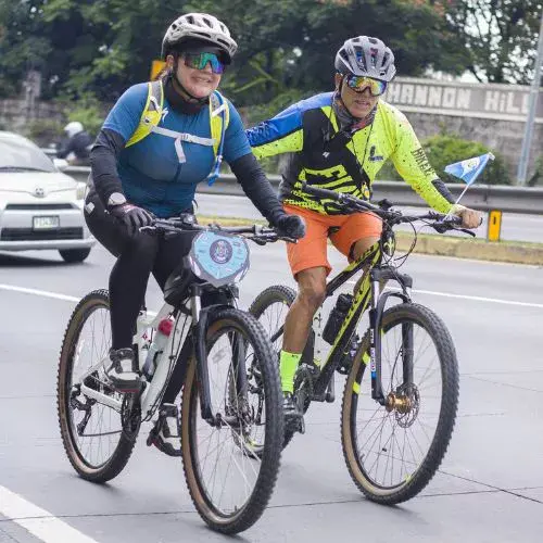 Un Colazo del Níspero 2025 con Fun Tours