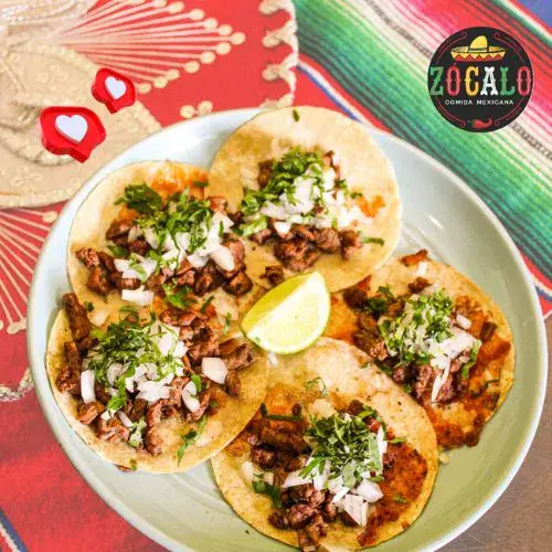 Zócalo restaurante de comida mexicana en Antigua Guatemala