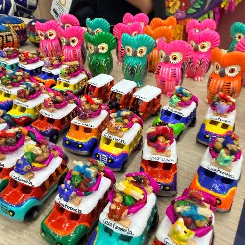 stand de Guatemala en la feria CATM 2025