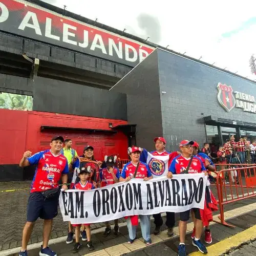 Aficionados de Xelajú en la gran final
