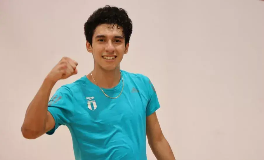 Alejandro Enríquez ganó el oro en Juegos Bolivarianos 2025 en Squash